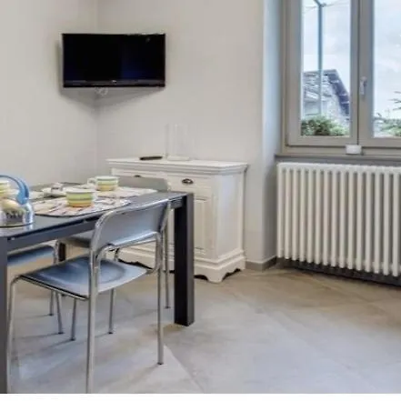 Ai Tetti * אינטרה