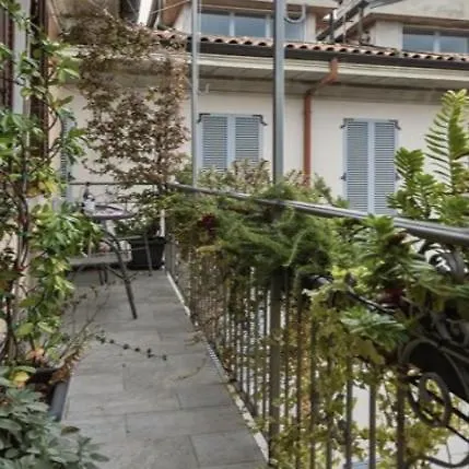 Apartament Ai Tetti Intra