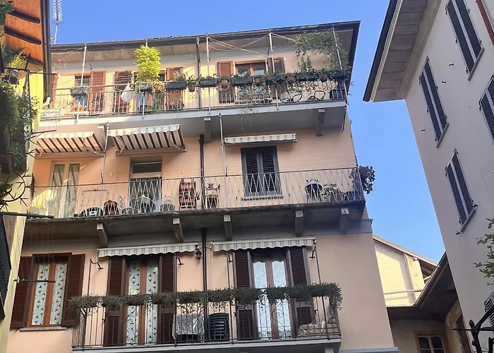 Apartament Ai Tetti Intra